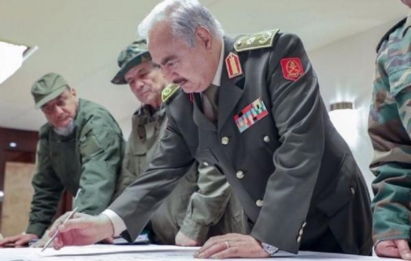 Λιβύη : Άκαρπες οι πιέσεις της Μόσχας στον Χαφτάρ – Θρίλερ με την υπογραφή της συμφωνίας
