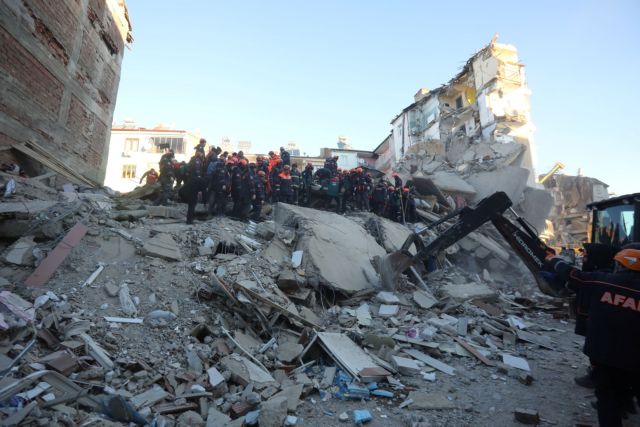 Σεισμός στην Τουρκία : Στους 22 οι νεκροί – Πάνω από 1.000 τραυματίες