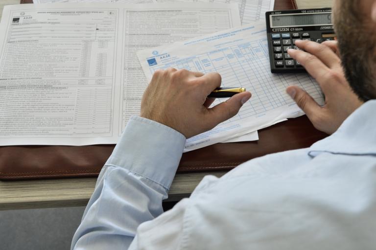 Τειρεσίας : Έρχεται το «μάτι» που θα βλέπει τα χρέη μας