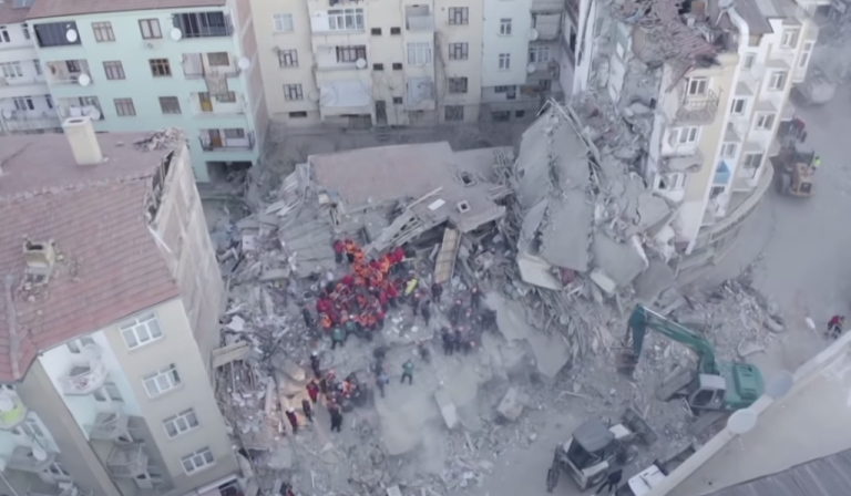 Σεισμός στην Τουρκία : Συγκλονιστικές εικόνες από drone