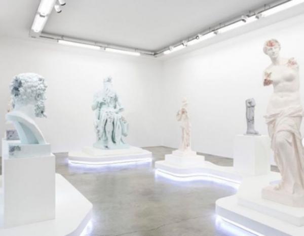 Μέσα στην έκθεση «Παρίσι, 3020»