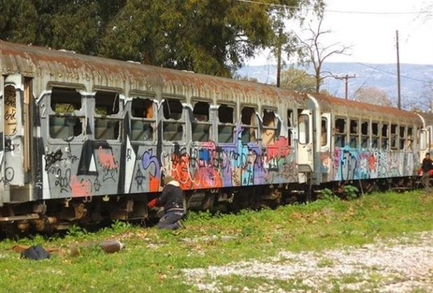 Πάτρα : Εξέδιδε την ανήλικη ξαδέρφη της σε βαγόνι του ΟΣΕ