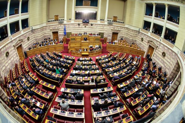 Τροπολογία για μηδενική συμμετοχή στα φάρμακα για όσους έχασαν το ΕΚΑΣ