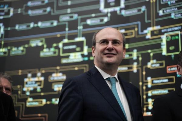 Χατζηδάκης : Ιστορική στιγμή για τη Μεσόγειο η μονογραφή για το EastMed Forum