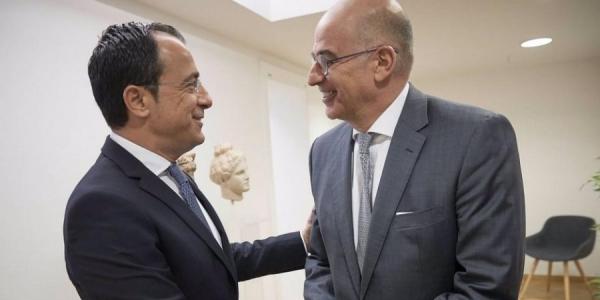 Στην Αθήνα ο Κύπριος ΥΠΕΞ – Συναντήσεις με ΠτΔ, Μητσοτάκη και Δένδια