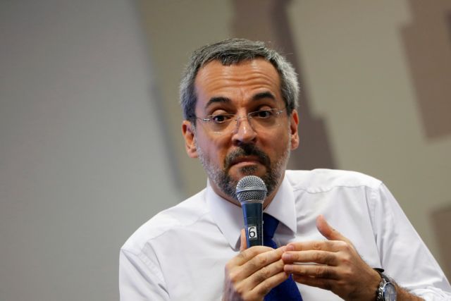 Υπουργός παιδείας Βραζιλίας : «Χτυπά» εκ νέου με ανάρτηση γεμάτη ορθογραφικά λάθη