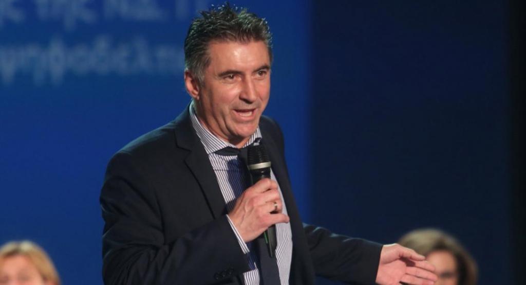 Η πολιτική – κλωτσοσκούφι