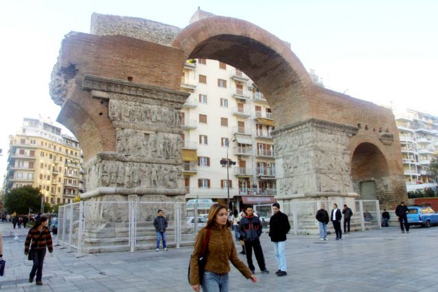 Θεσσαλονίκη : Βανδάλισαν εικόνα της Παναγίας σε παρεκκλήσι στην Καμάρα