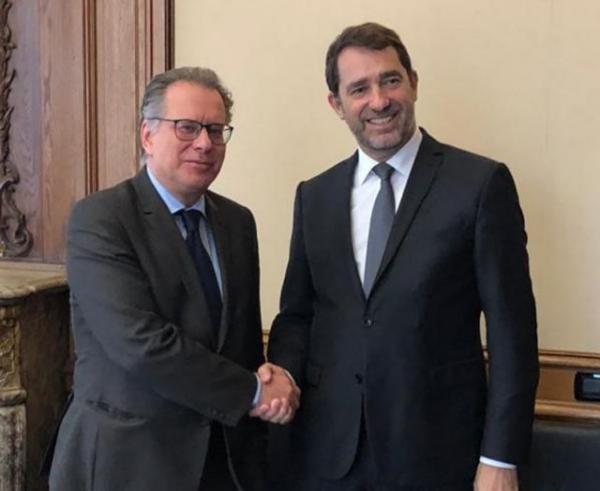 Μετεγκατάσταση 400 προσφύγων από την Ελλάδα στη Γαλλία