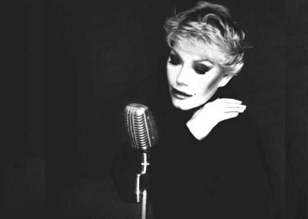 «Ο μύθος» της Μαρινέλλας σε μια μοναδική παράσταση