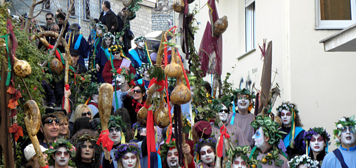 Καστοριά : Κορυφώνονται σήμερα τα Ραγκουτσάρια, οι τριήμερες καρναβαλικές εκδηλώσεις