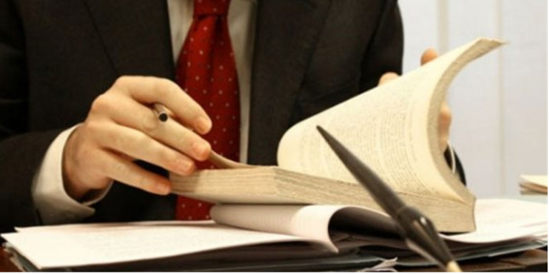 Απέχουν από πλειστηριασμούς και σύνταξη συμβολαίων οι συμβολαιογράφοι