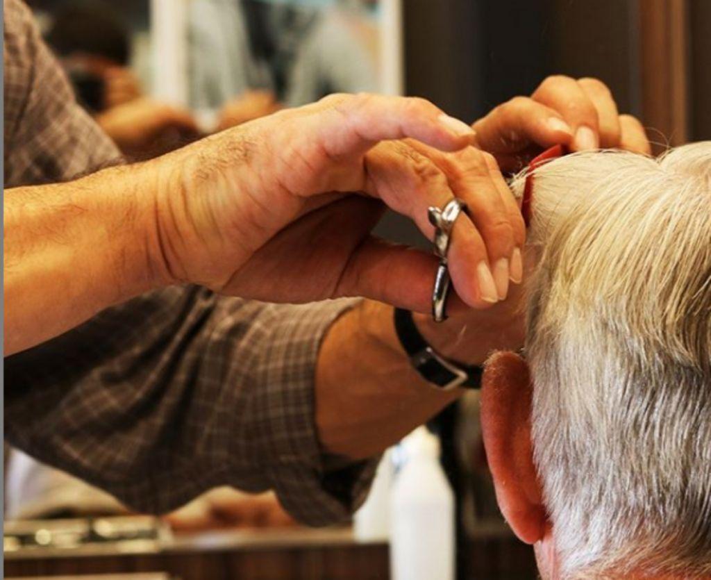 Τι να κάνετε αν έχετε τρίχα που αναπτύσσεται εσωτερικά;