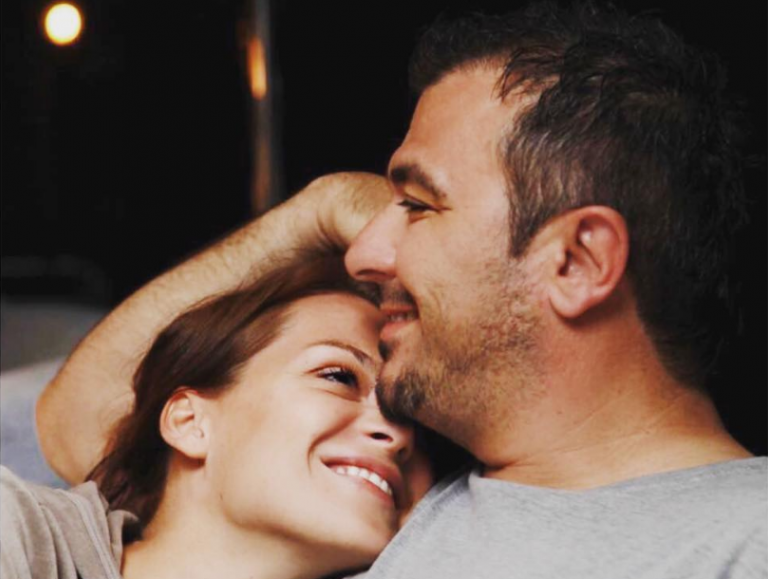 Αντώνης Ρέμος : Βόλτα με την κορούλα του στη Θεσσαλονίκη