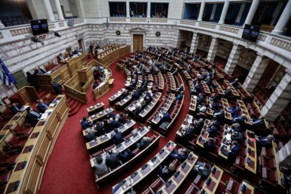 Εκλογικός νόμος : Ένστασεις αντισυνταγματικότητας από ΣΥΡΙΖΑ και ΚΙΝΑΛ