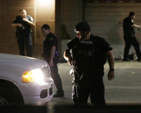 ΗΠΑ : Αστυνομικός πυροβόλησε και σκότωσε άνδρα δεμένο με χειροπέδες