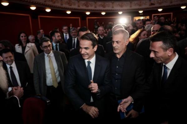 Μητσοτάκης από Πειραιά : Οι γειτονιές ξαναγεννιούνται, ανακτώντας την ασφάλειά τους