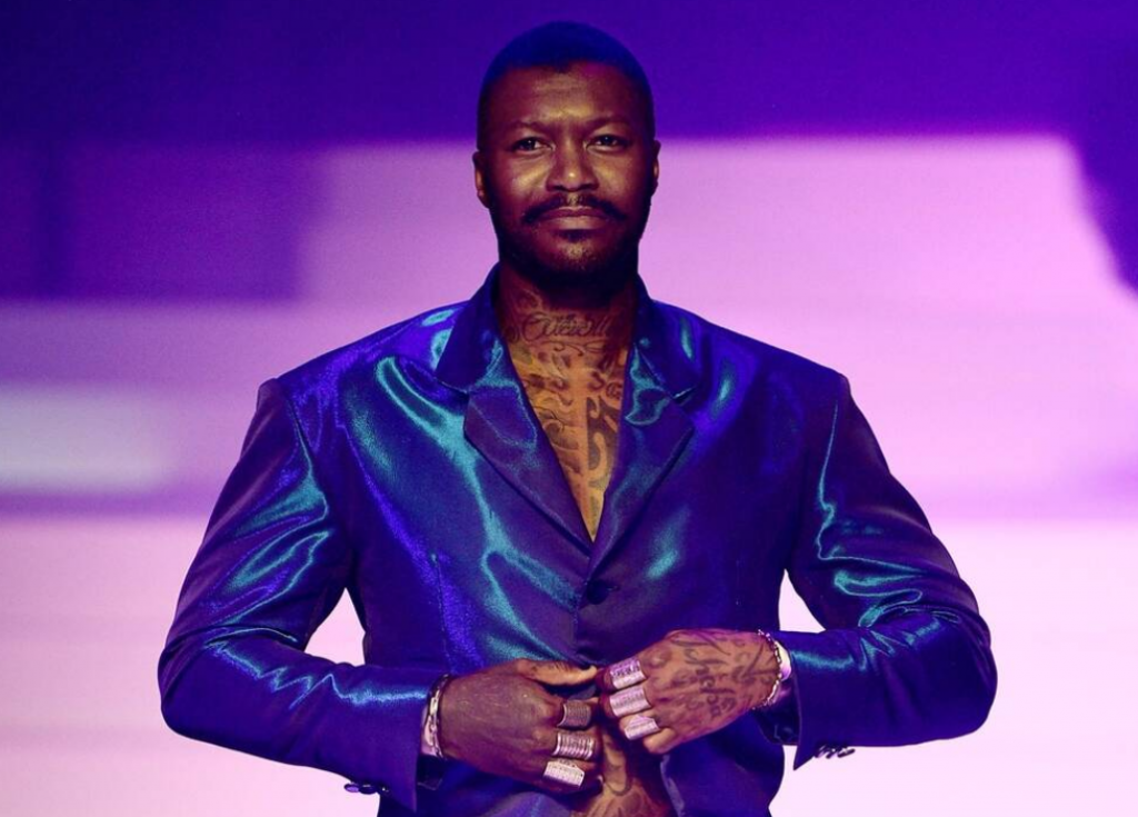 Τζιμπρίλ Σισέ: Εκλεψε την παράσταση στο show του Ζαν Πολ Γκοτιέ