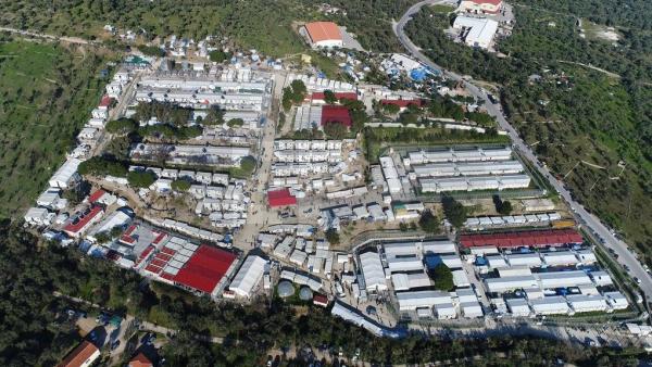 Προσφυγικό : Στριμωγμένη η κυβέρνηση, τρέχει να σβήσει τη φωτιά