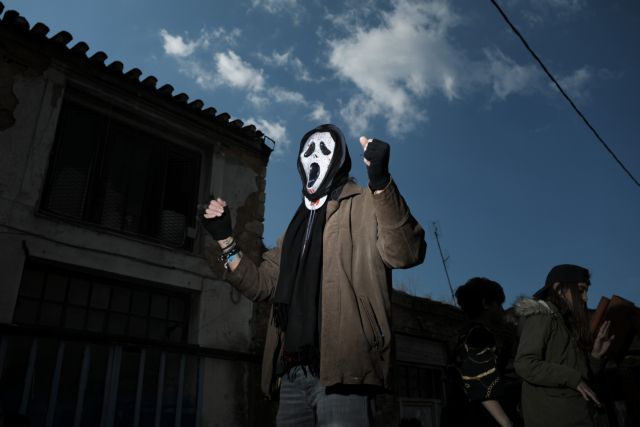 Οργή και αντιδράσεις για την ακύρωση των καρναβαλιών λόγω κοροναϊού: «Είμαστε θυμωμένοι – Δεν ξέρω πως θα το ξεπεράσουμε»