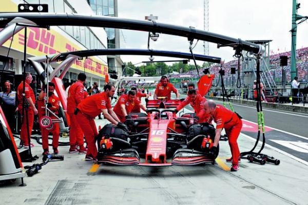 Ο κοροναϊός «χτύπησε» και την Formula 1