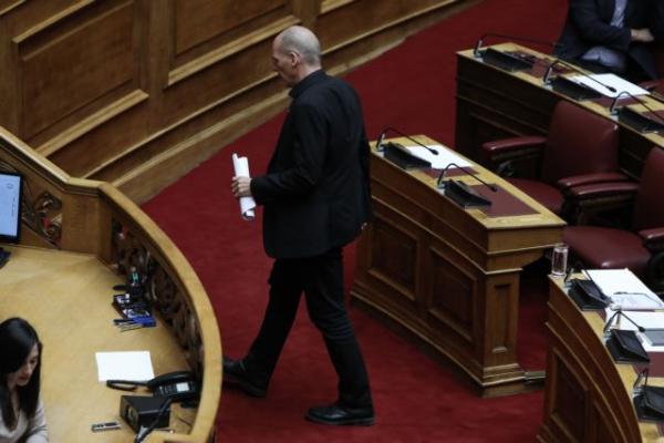 Ο Βαρουφάκης ξέχασε να βάλει γραμματόσημο