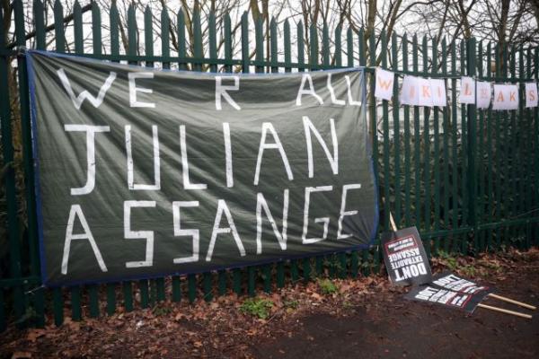 Λονδίνο: «Απελευθερώστε τον Ασάνζ» φωνάζουν υποστηρικτές του
