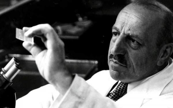 Γεώργιος Παπανικολάου :  Ο Έλληνας γιατρός που εφηύρε το «τεστ Παπ»