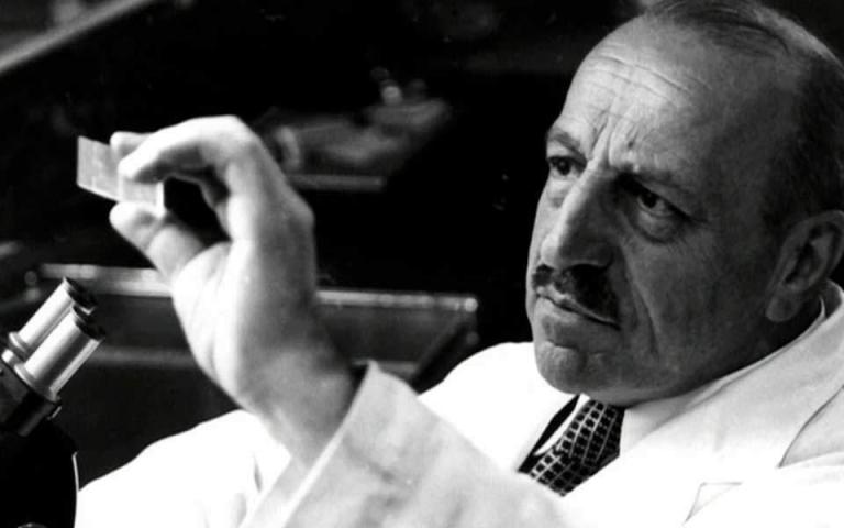 Γεώργιος Παπανικολάου :  Ο Έλληνας γιατρός που εφηύρε το «τεστ Παπ»