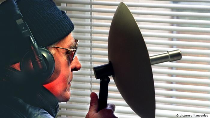 Ζητούνται πράκτορες και αστυνομικοί στη Γερμανία