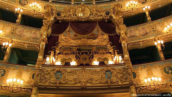 Οι καταστροφές στο θέατρο Fenice