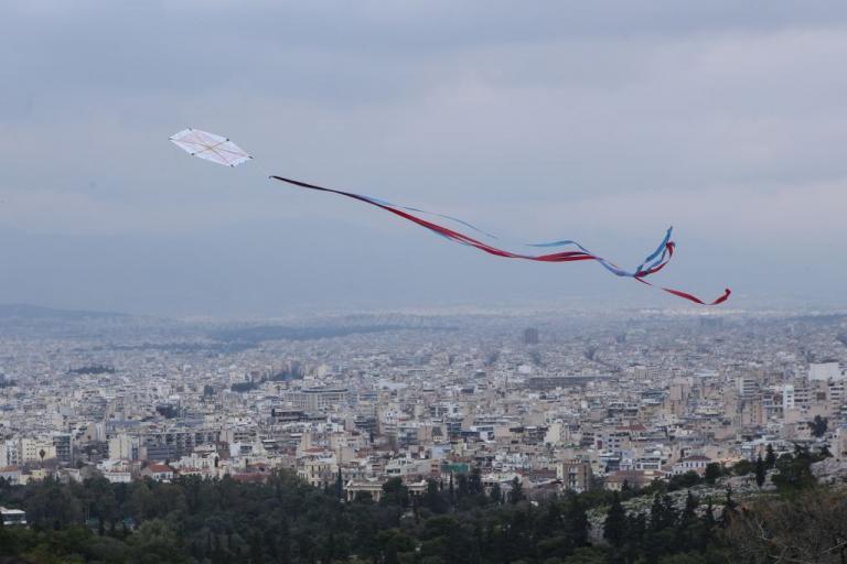 Καθαρά Δευτέρα : Δείτε πώς αμείβονται όσοι εργάζονται στον ιδιωτικό τομέα