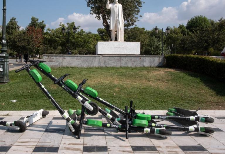 Γιατί αποχωρεί από την Ελλάδα εταιρεία ενοικίασης ηλεκτρικών πατινιών