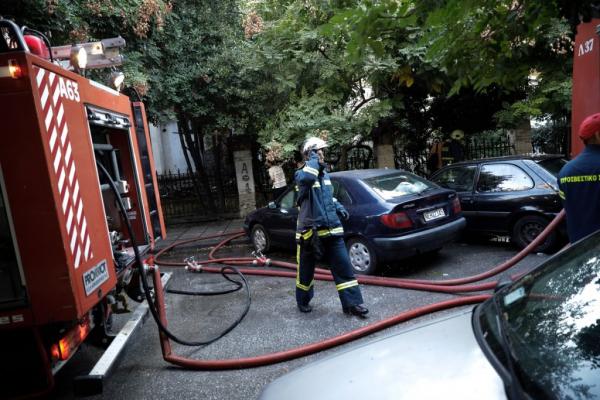 Φωτιά σε διαμέρισμα στην Πετρούπολη – Κάηκε ολοσχερώς