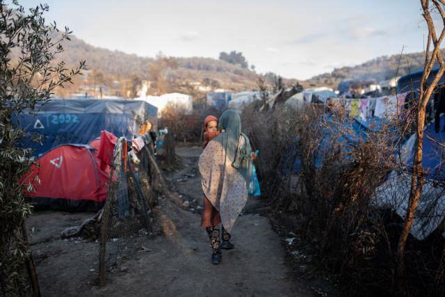 FAZ: Ποιοι κερδίζουν από την προσφυγική κρίση στην Ελλάδα