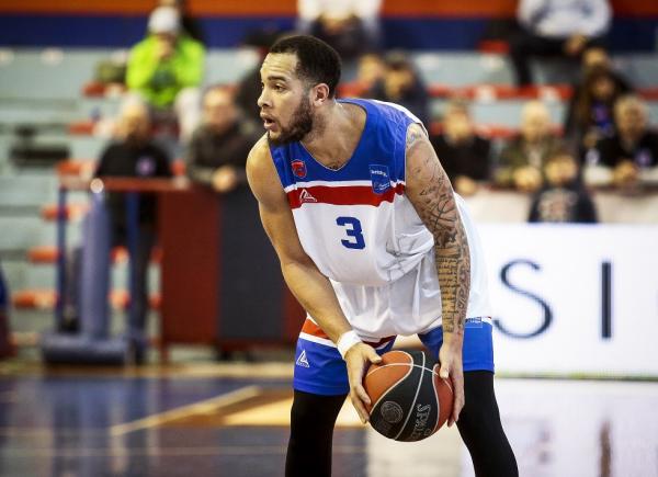 Η Βιλερμπάν ενισχύθηκε με πρώην παίκτη του Πανιωνίου