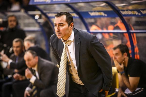 Καμπερίδης : Πρέπει να διεκδικήσουμε πάση θυσία τη νίκη