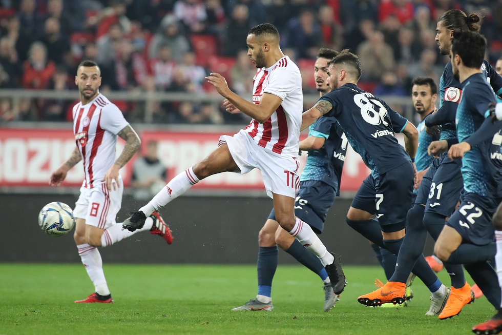 Ολυμπιακός: Γκολ και ο Ελ Αραμπί (2-0)
