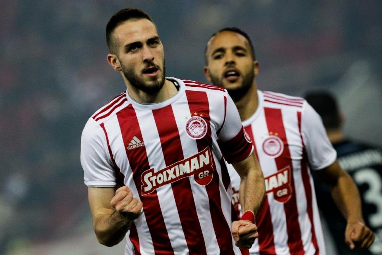 Ολυμπιακός : Το «κόκκινο ηφαίστειο» και η αποθέωση