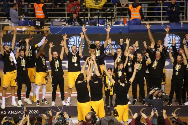 ΑΕΚ: Οι πανηγυρισμοί για την κατάκτηση του Κυπέλλου