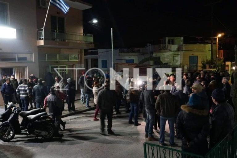 Μόρια: Ήχησαν… οι καμπάνες με την παρουσία προσφύγων στο χωριό