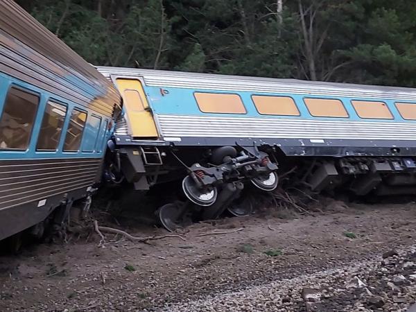 Αυστραλία : Εκτροχιασμός τρένου με 160 επιβάτες – Δύο νεκροί