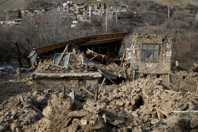Συμπαράσταση ΥΠΕΞ σε Τουρκία και Ιράν για τον σεισμό