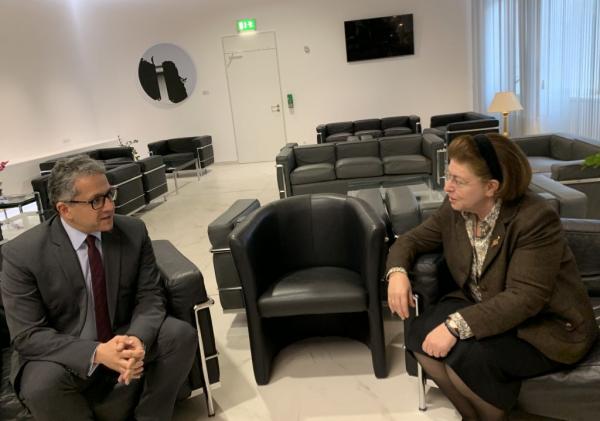 Συνάντηση Μενδώνη με τον αιγύπτιο υπουργό Αρχαιοτήτων και Τουρισμού