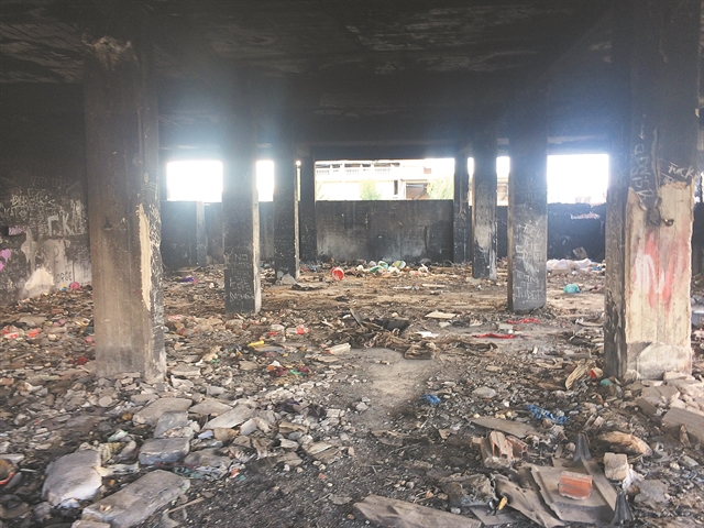 Οδοιπορικό των «ΝΕΩΝ» στα ξεχασμένα γκέτο της Δυτικής Αττικής