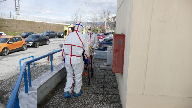 Υποπτα κρούσματα κοροναϊού σε Μυτιλήνη και Αθήνα – Όλα όσα πρέπει να γνωρίζουμε για την επιδημία