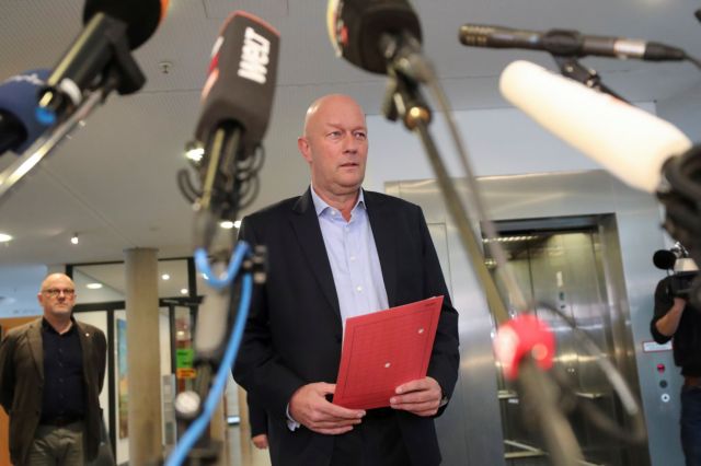 Επικίνδυνο φλερτ της γερμανικής κεντροδεξιάς με την ακροδεξιά