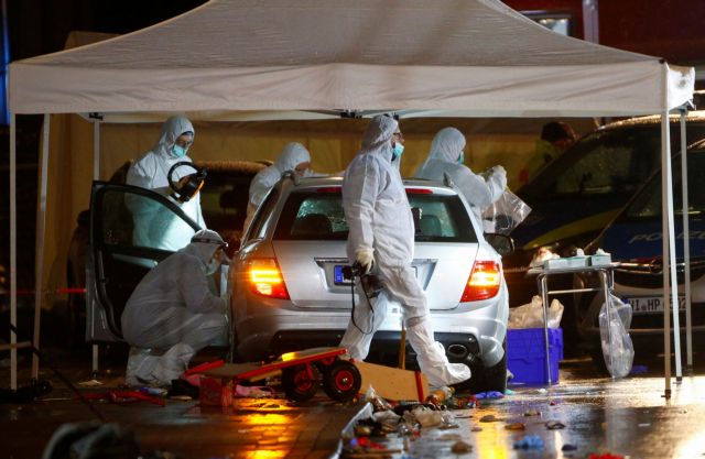 Επίθεση με όχημα στη Γερμανία: Ερευνες των αρχών για τα κίνητρα του δράστη
