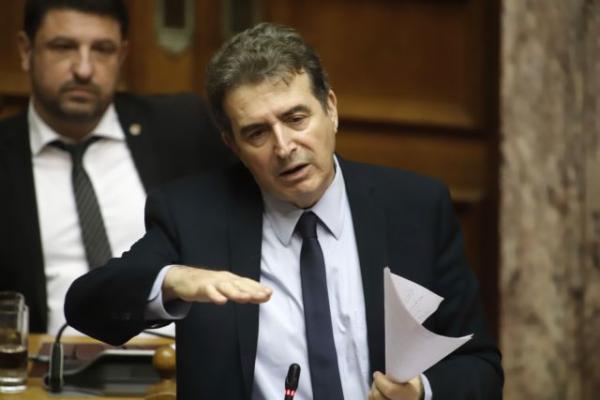 Χρυσοχοΐδης : Έρχεται νομοθετική πρωτοβουλία για τον Ρουβίκωνα