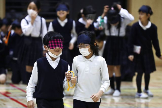 Κοροναϊός : Να κλείσουν όλα τα σχολεία της χώρας ζητά ο ιάπωνας πρωθυπουργός